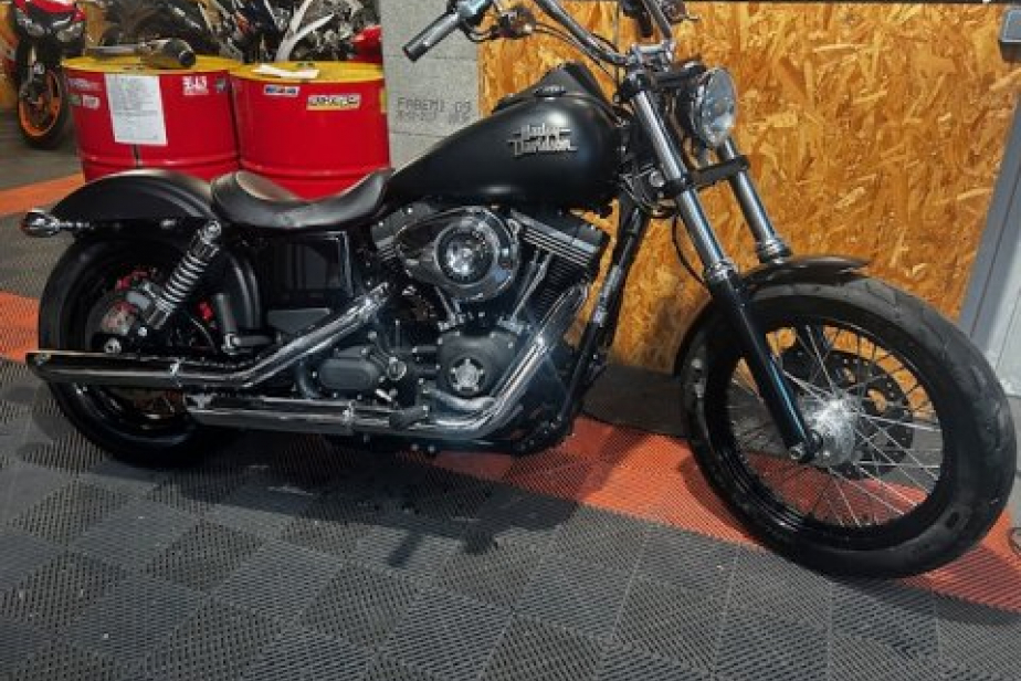 HARLEY FXD STREET BOB 2013, Saint-Étienne, Diagnostic Moto Casse