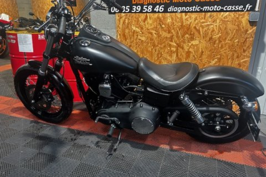 HARLEY FXD STREET BOB 2013, Saint-Étienne, Diagnostic Moto Casse