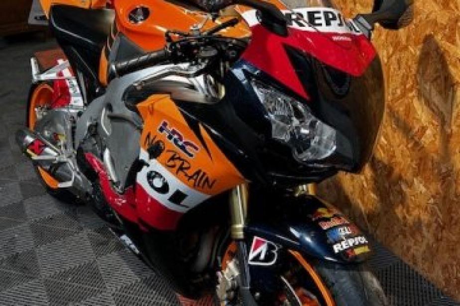 HONDA 1000 CBR REPSOL 2011, Saint-Étienne, Diagnostic Moto Casse