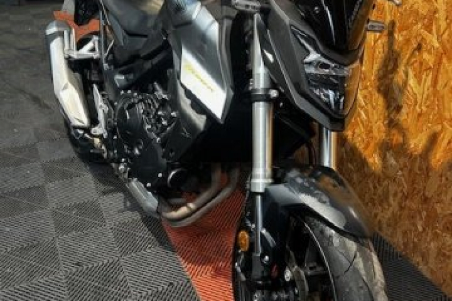 HONDA CB 750 HORNET 2023, Saint-Étienne, Diagnostic Moto Casse