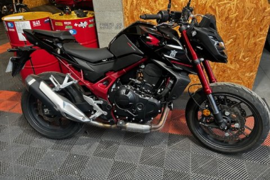 HONDA CB 750 HORNET 2024, Saint-Étienne, Diagnostic Moto Casse