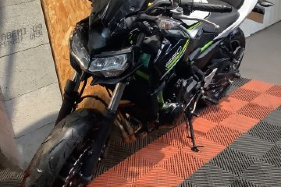 KAWASAKI Z650 2021, Saint-Étienne, Diagnostic Moto Casse