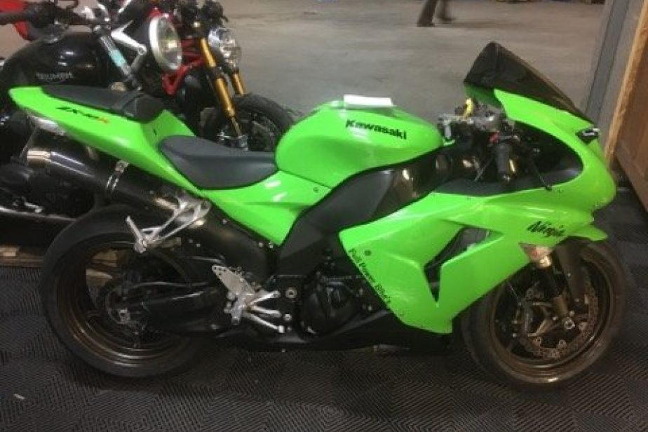 KAWASAKI ZX10R 2006, Saint-Étienne, Diagnostic Moto Casse