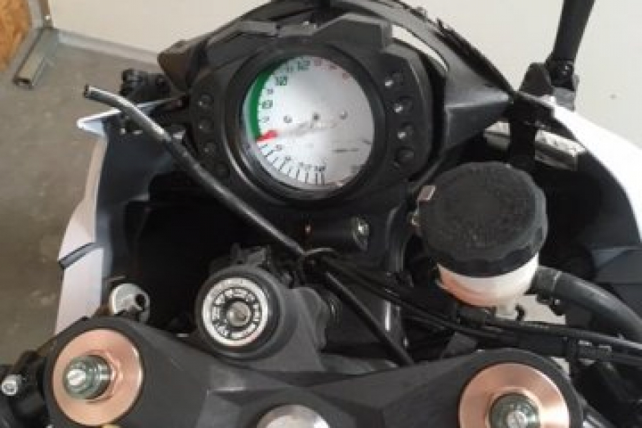 KAWASAKI ZX10R 2008 (pièces détachées), Saint-Étienne, Diagnostic Moto Casse