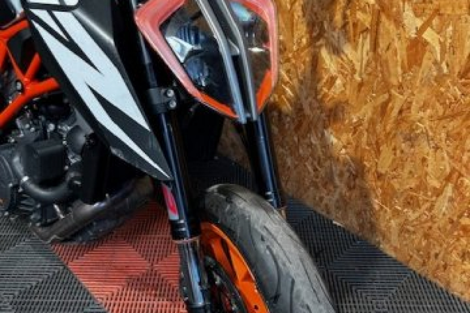 KTM 1290 R SUPERDUKE 2023, Saint-Étienne, Diagnostic Moto Casse