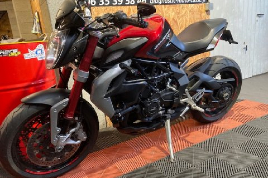 MV AGUSTA 800 DRAGSTER RR 2015, Saint-Étienne, Diagnostic Moto Casse