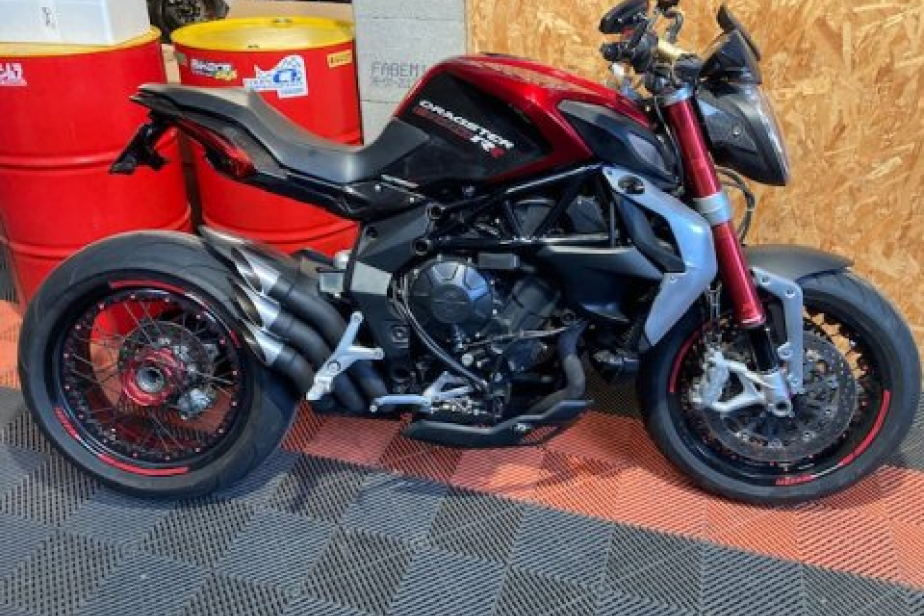 MV AGUSTA 800 DRAGSTER RR 2015, Saint-Étienne, Diagnostic Moto Casse