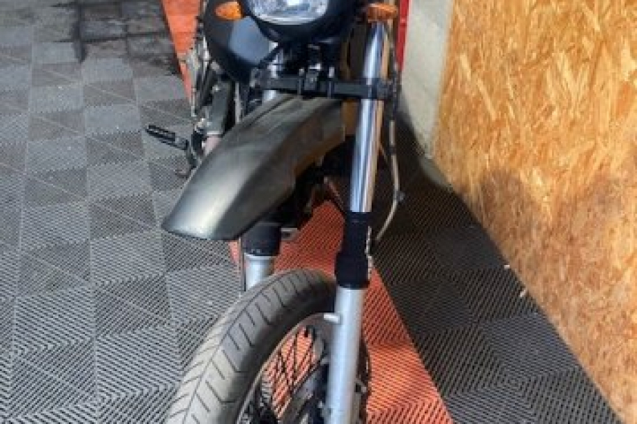 SUZUKI 650 DR 1991, Saint-Étienne, Diagnostic Moto Casse