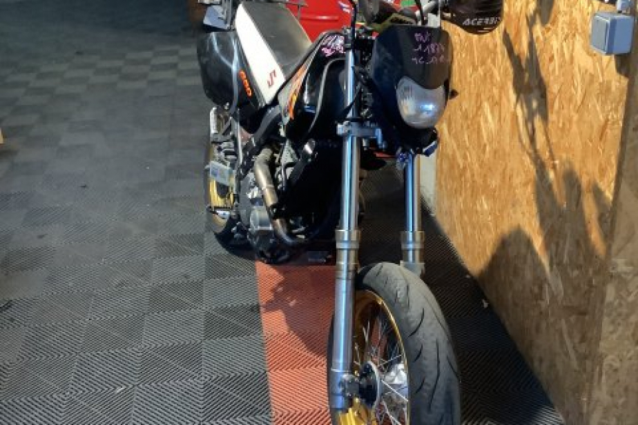 SUZUKI 650 DR 1999, Saint-Étienne, Diagnostic Moto Casse