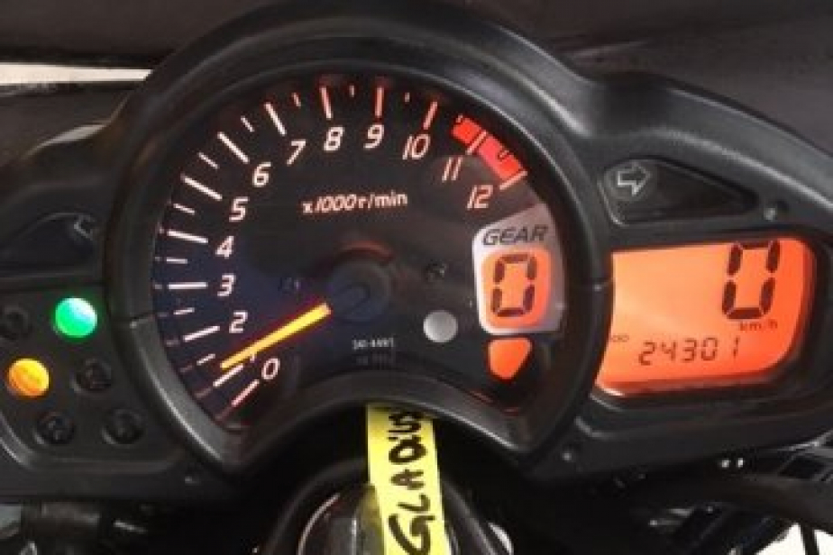 Suzuki 650 Gladius 2009 bridée A2, Saint-Étienne, Diagnostic Moto Casse