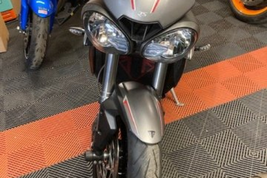 TRIUMPH 765 RS 2017, Saint-Étienne, Diagnostic Moto Casse