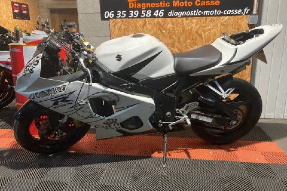 SUZUKI 750 GSXR, Saint-Étienne, Diagnostic Moto Casse