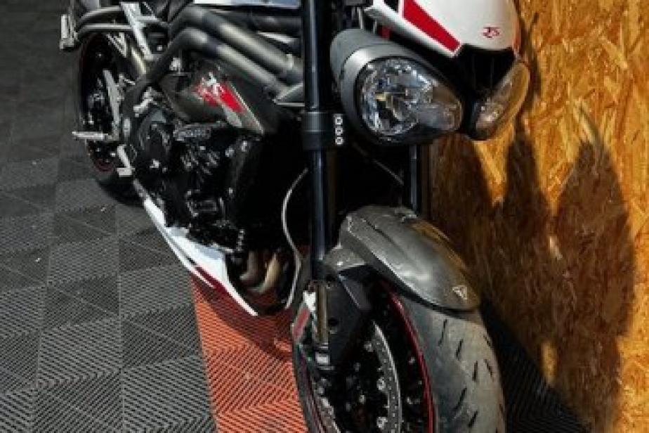 TRIUMPH 1050 RS 2019, Saint-Étienne, Diagnostic Moto Casse