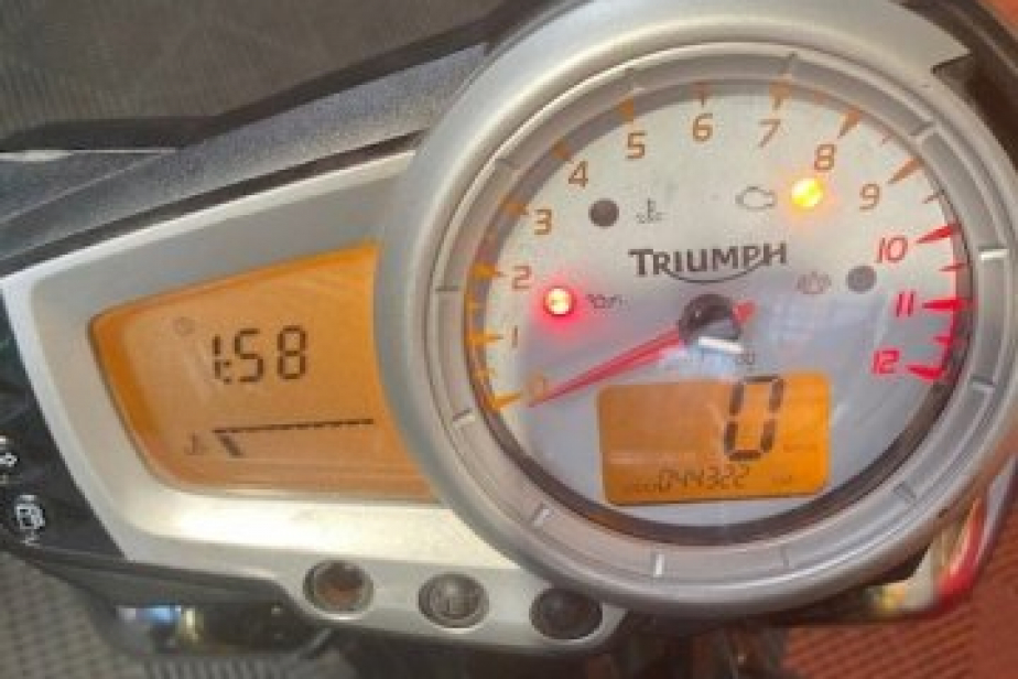 TRIUMPH 1050 SPEED 2006, Saint-Étienne, Diagnostic Moto Casse