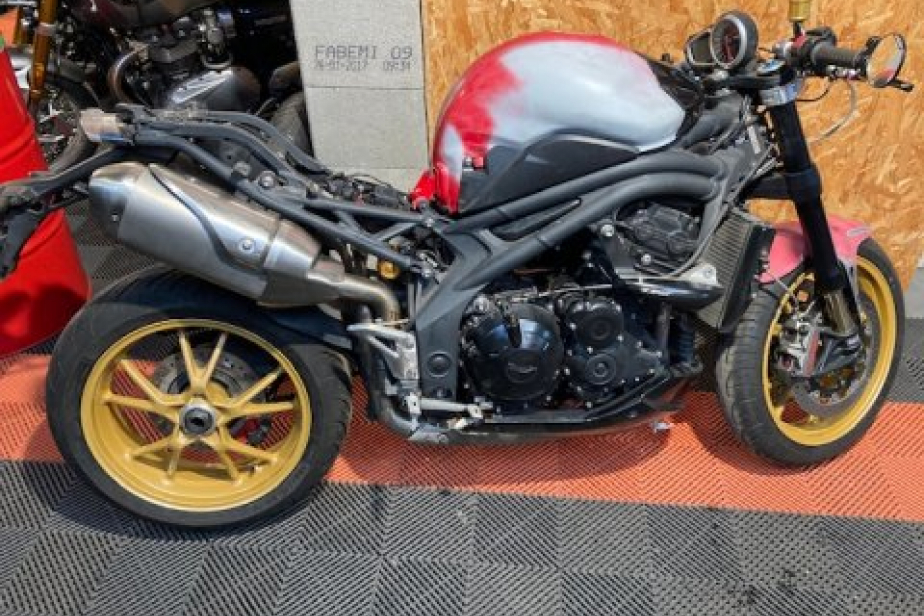TRIUMPH 1050 SPEED R 2015, Saint-Étienne, Diagnostic Moto Casse