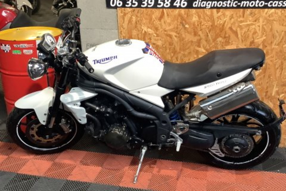 TRIUMPH 1050 SPEED TRIPLE 2008, Saint-Étienne, Diagnostic Moto Casse