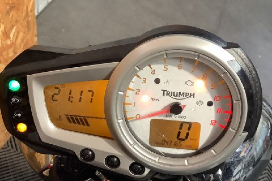 TRIUMPH 1050 SPEED TRIPLE 2008, Saint-Étienne, Diagnostic Moto Casse