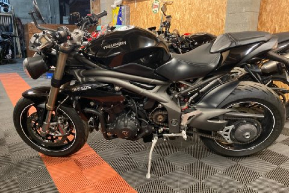 TRIUMPH 1050 SPEED TRIPLE S 2018, Saint-Étienne, Diagnostic Moto Casse
