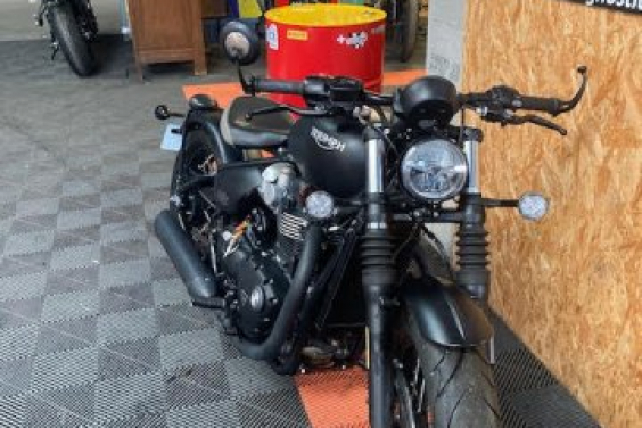 TRIUMPH 1200 BOBBER 2018, Saint-Étienne, Diagnostic Moto Casse