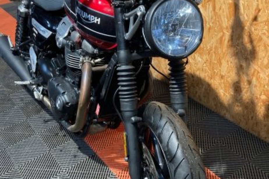 TRIUMPH 1200 SPEED TWIN 2019, Saint-Étienne, Diagnostic Moto Casse