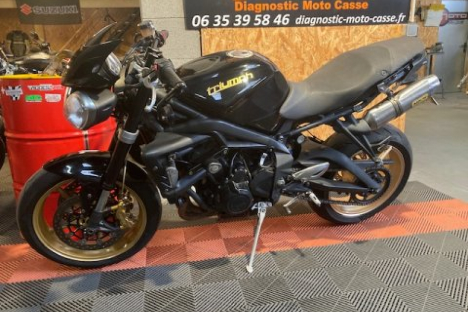 Triumph 675 street triple R 2011, Saint-Étienne, Diagnostic Moto Casse