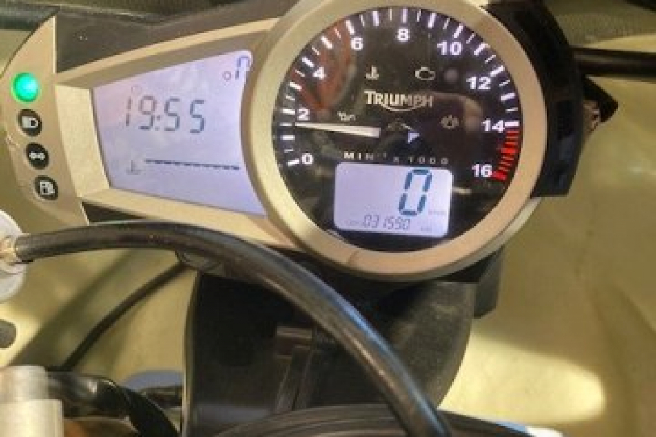 TRIUMPH 675 DAYTONA 2006, Saint-Étienne, Diagnostic Moto Casse