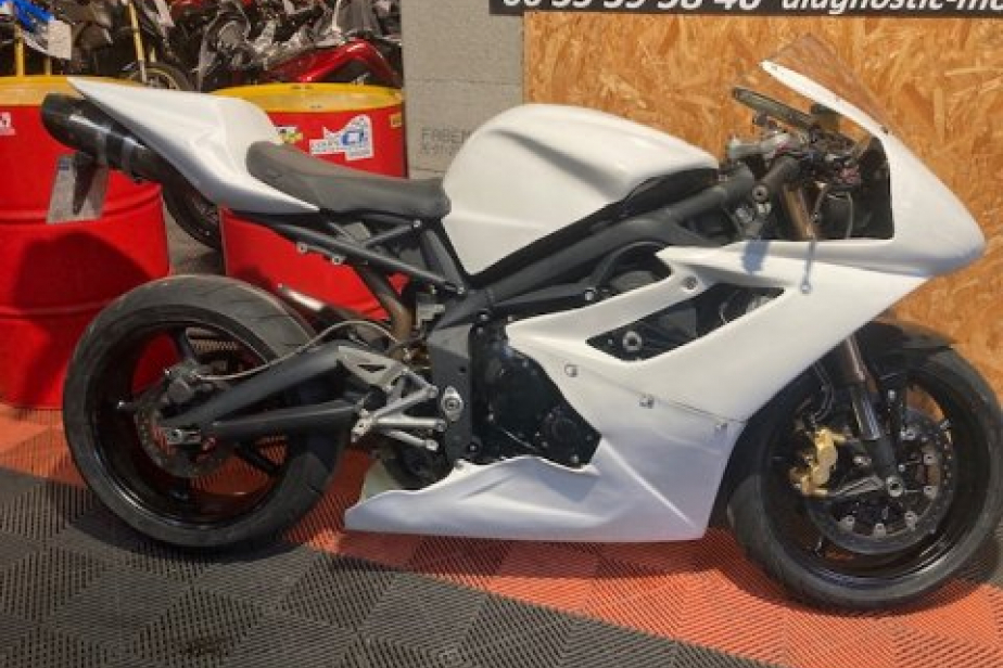 TRIUMPH 675 DAYTONA 2009, Saint-Étienne, Diagnostic Moto Casse