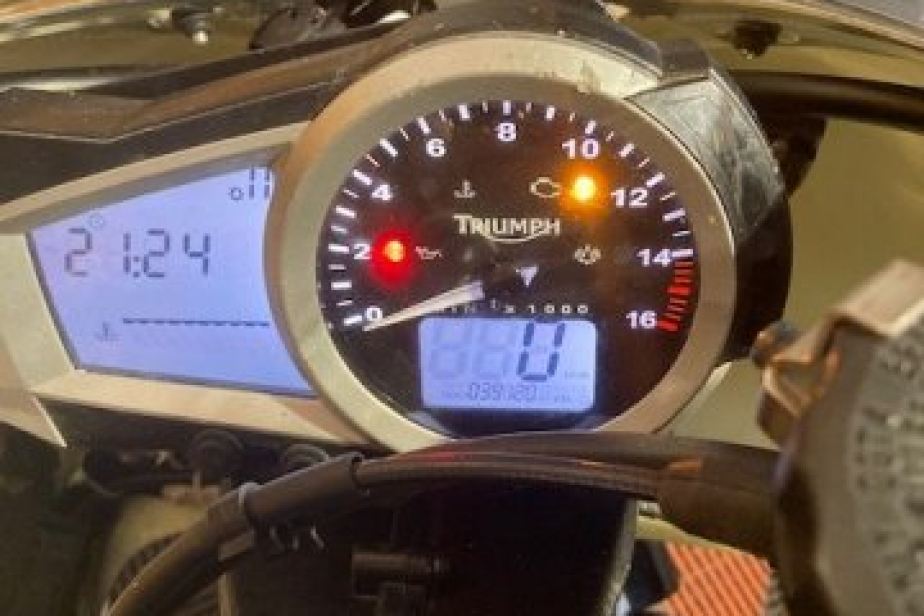 TRIUMPH 675 DAYTONA 2009, Saint-Étienne, Diagnostic Moto Casse