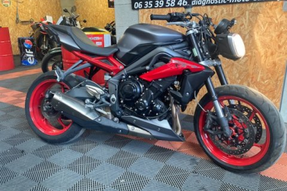 TRIUMPH 675 R STREET TRIPLE 2014, Saint-Étienne, Diagnostic Moto Casse
