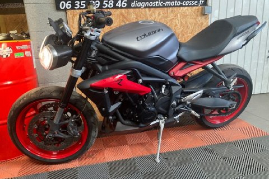 TRIUMPH 675 R STREET TRIPLE 2014, Saint-Étienne, Diagnostic Moto Casse