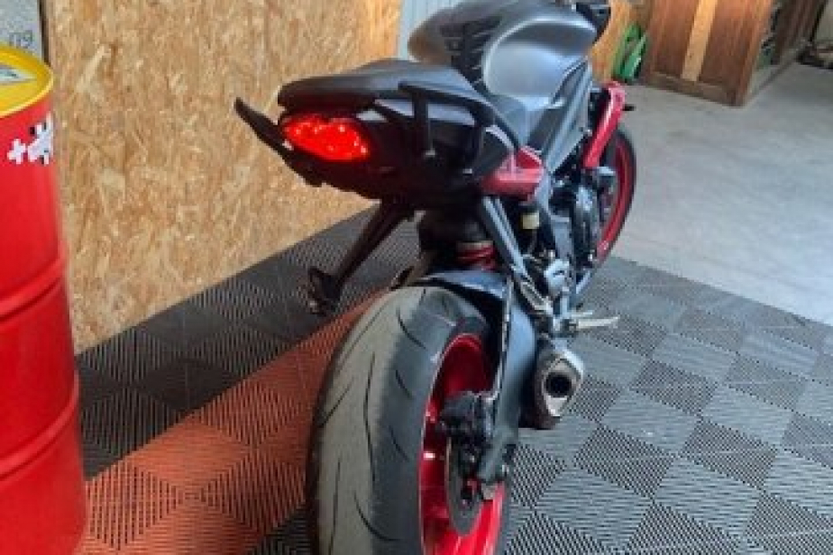 TRIUMPH 675 R STREET TRIPLE 2014, Saint-Étienne, Diagnostic Moto Casse