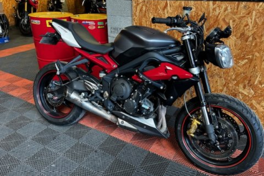 TRIUMPH 675 R STREET TRIPLE 2015, Saint-Étienne, Diagnostic Moto Casse