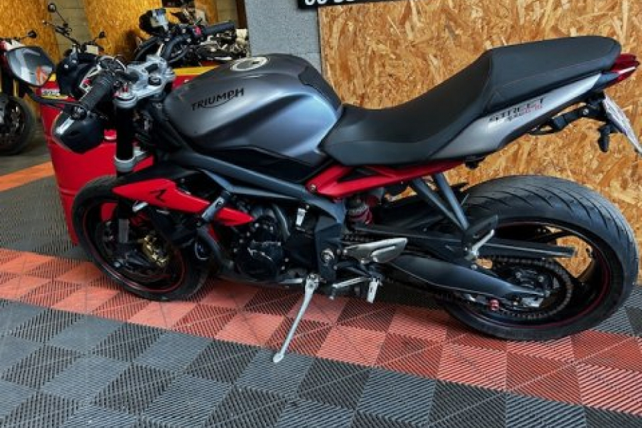 TRIUMPH 675 R STREET TRIPLE 2015, Saint-Étienne, Diagnostic Moto Casse