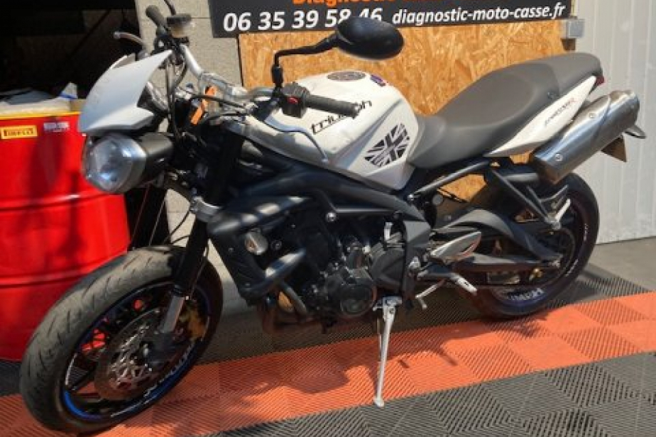 TRIUMPH 675 R STREET TRIPLE R, Saint-Étienne, Diagnostic Moto Casse