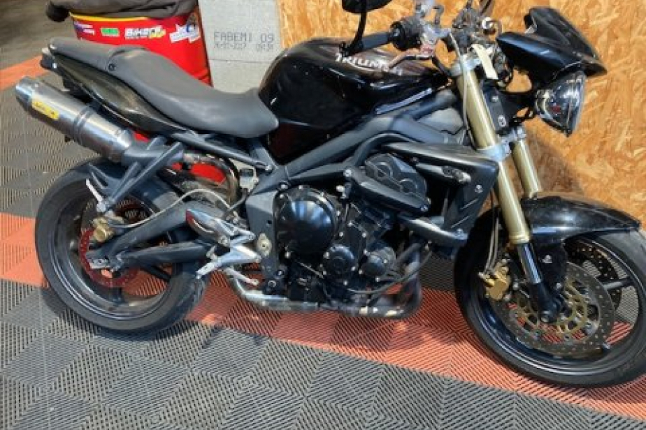 TRIUMPH 675 STREET TRIPLE 2008, Saint-Étienne, Diagnostic Moto Casse
