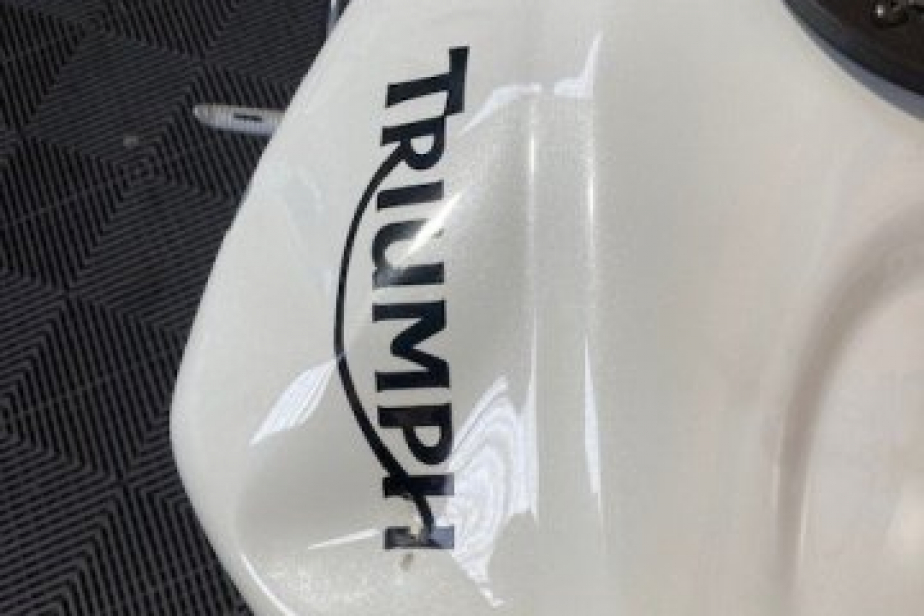 TRIUMPH 675 STREET TRIPLE 2008, Saint-Étienne, Diagnostic Moto Casse