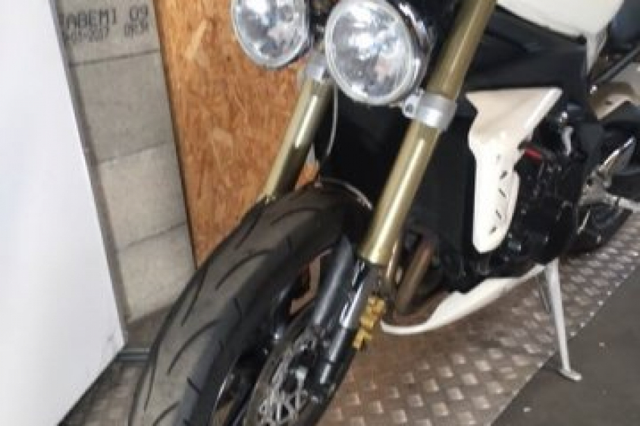 Triumph 675 street triple 2009, Saint-Étienne, Diagnostic Moto Casse