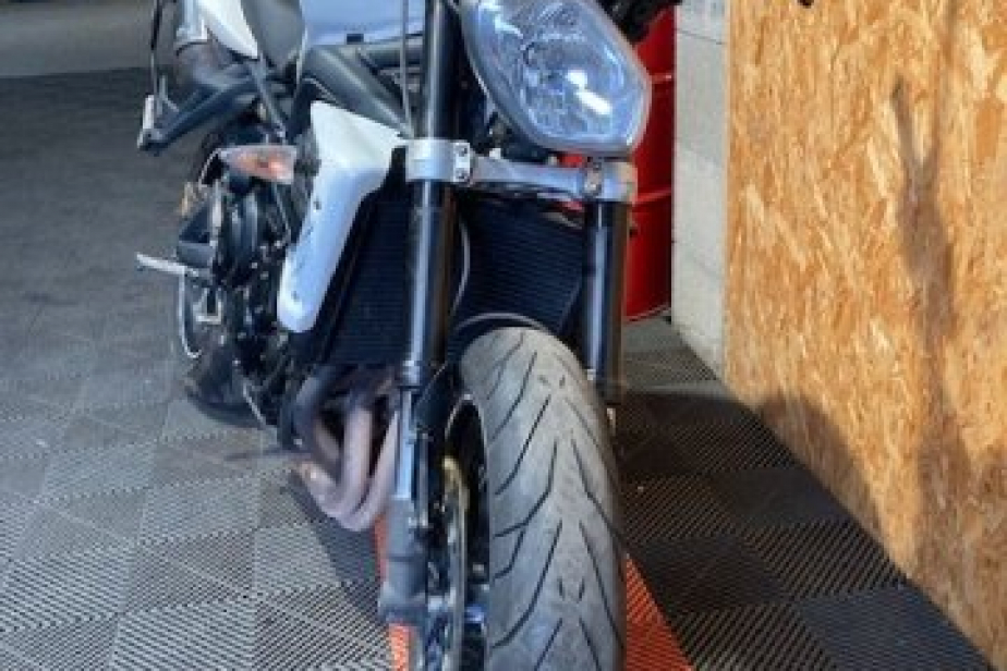 Triumph 675 street triple R 2012, Saint-Étienne, Diagnostic Moto Casse