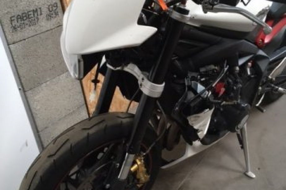 Triumph 675 street triple R 2014, Saint-Étienne, Diagnostic Moto Casse