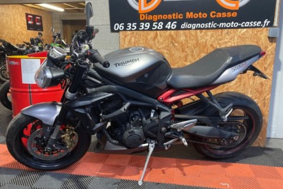 TRIUMPH 675 STREET TRIPLE R 2015, Saint-Étienne, Diagnostic Moto Casse