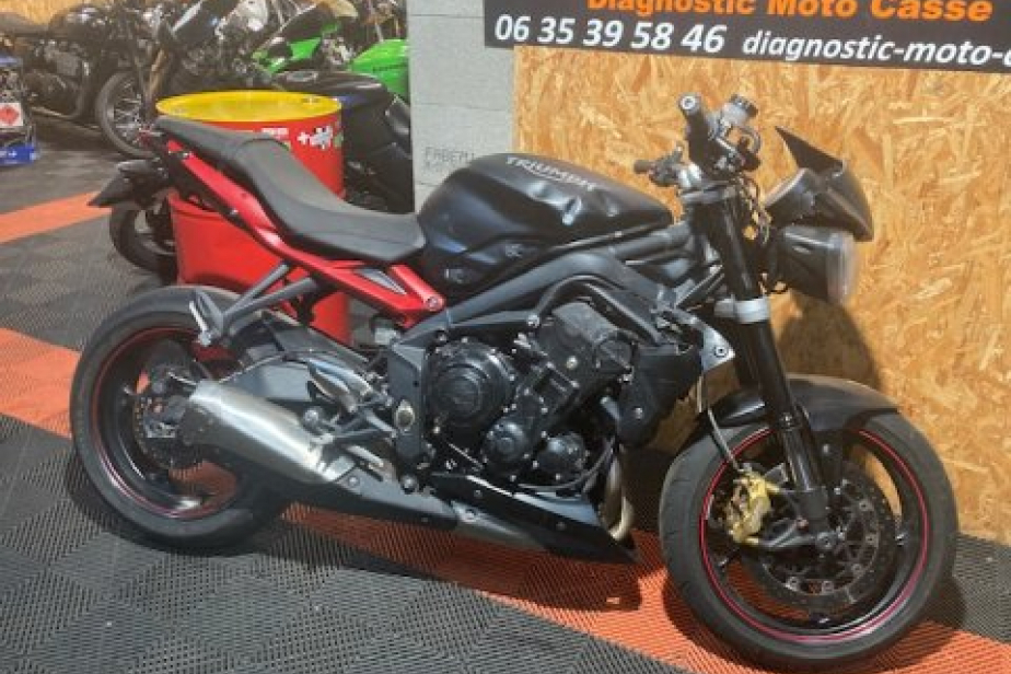 TRIUMPH 675 STREET TRIPLE R 2015, Saint-Étienne, Diagnostic Moto Casse
