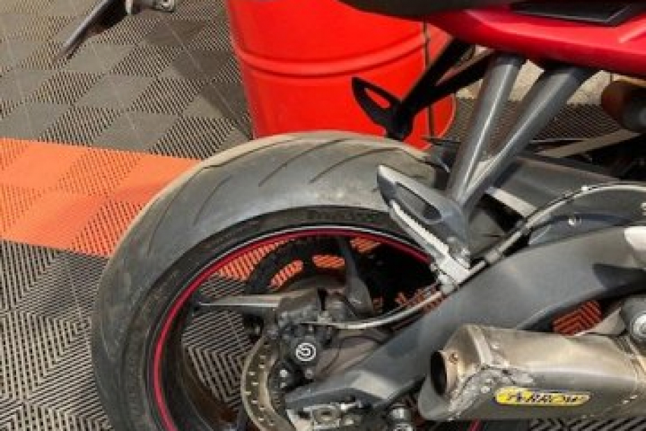 TRIUMPH 675 STREET TRIPLE R 2015, Saint-Étienne, Diagnostic Moto Casse