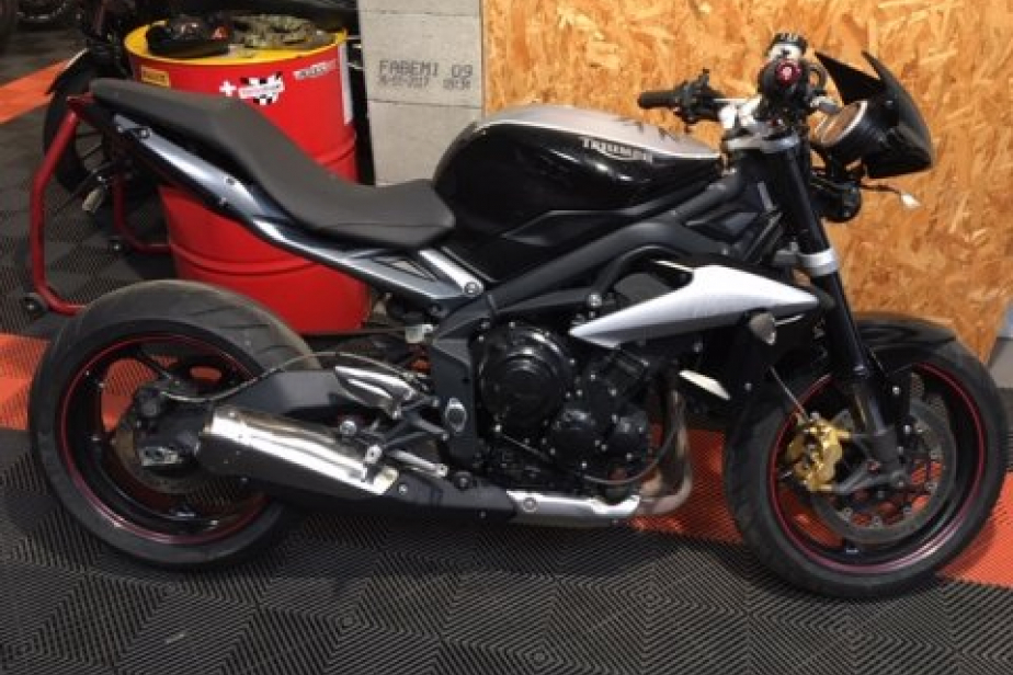 Triumph 675 street triple R 2016, Saint-Étienne, Diagnostic Moto Casse