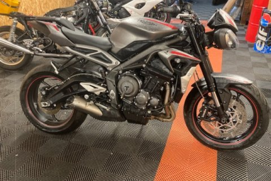 TRIUMPH 765 R 2020, Saint-Étienne, Diagnostic Moto Casse