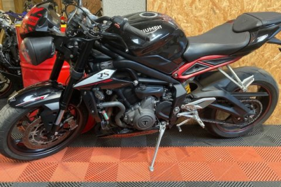 TRIUMPH 765 RS 2017, Saint-Étienne, Diagnostic Moto Casse
