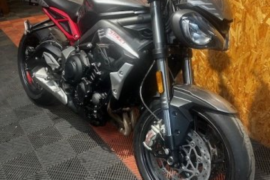 TRIUMPH 765 RS 2022, Saint-Étienne, Diagnostic Moto Casse