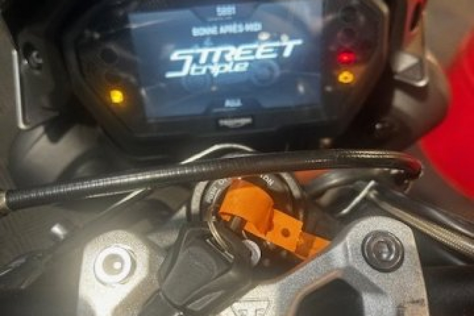 TRIUMPH 765 RS 2022, Saint-Étienne, Diagnostic Moto Casse