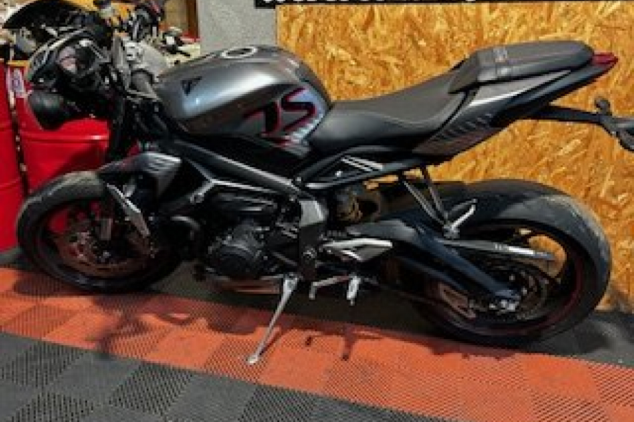 TRIUMPH 765 RS 2022, Saint-Étienne, Diagnostic Moto Casse