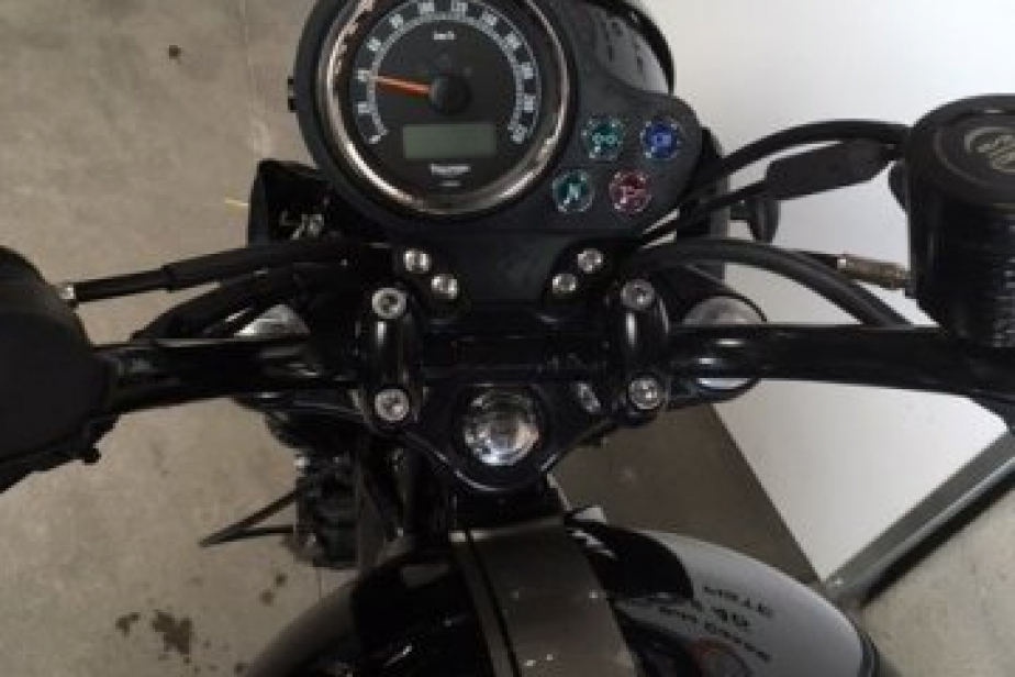 Triumph 900 Bonneville 2015, Saint-Étienne, Diagnostic Moto Casse