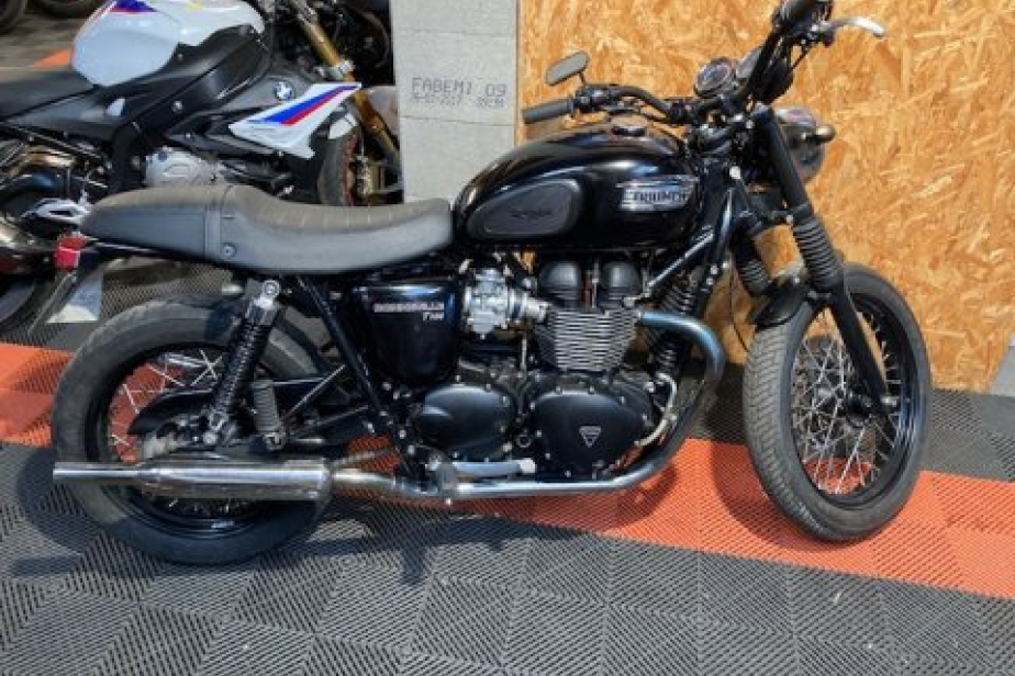 TRIUMPH BONNEVILLE T 100 2016, Saint-Étienne, Diagnostic Moto Casse